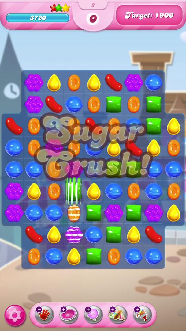 Completing a level on Candy Crush video thumbnail